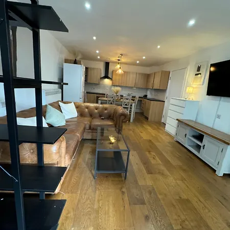 Luxury Two Bedroom Barking (Greater London)