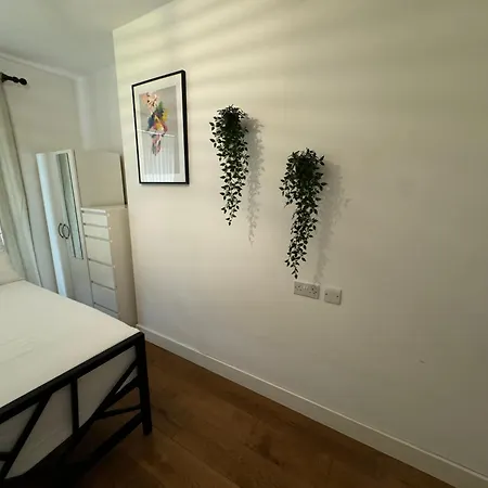 Apartment Luxury Two Bedroom *