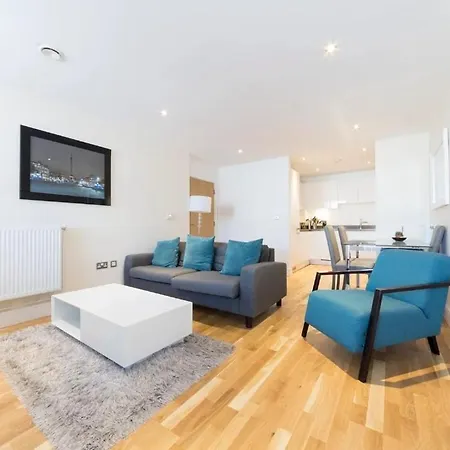 Cosy Two Bed Serviced In Tower Bridge Bridge - Perfect For Long Stay, Business, Leisure And Relocations Londres