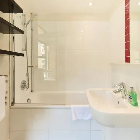 The Brick Lane Arms - Breathtaking 2bdr Penthouse With Balcony Apartment