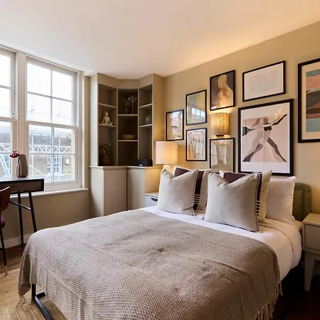 The Brick Lane Arms - Breathtaking 2bdr Penthouse With Balcony Apartment London