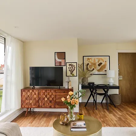 Apartment The Brick Lane Arms - Breathtaking 2bdr Penthouse With Balcony *