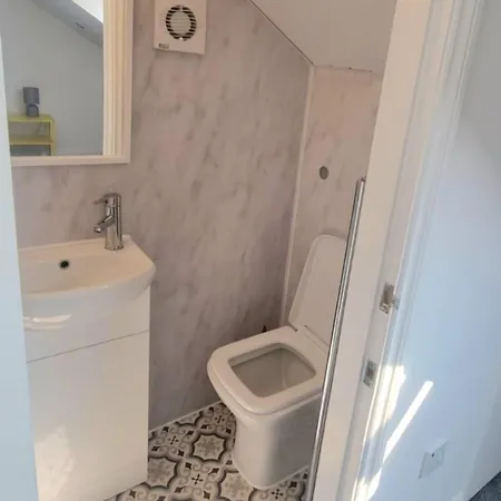 Maison d'hôtes En-suite Double - Leytonstone E11 *