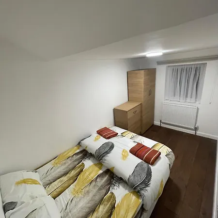 Apartment Two Bedroom Central Location Modern Flat Stratford