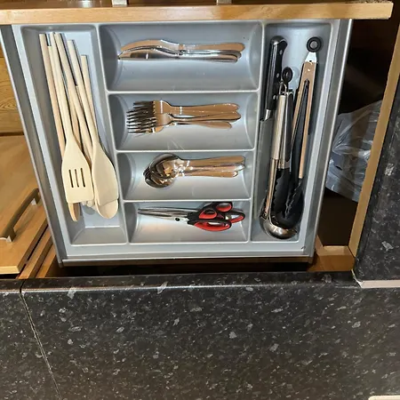 Luxury Two Bedroom Apartment Barking (Greater London)