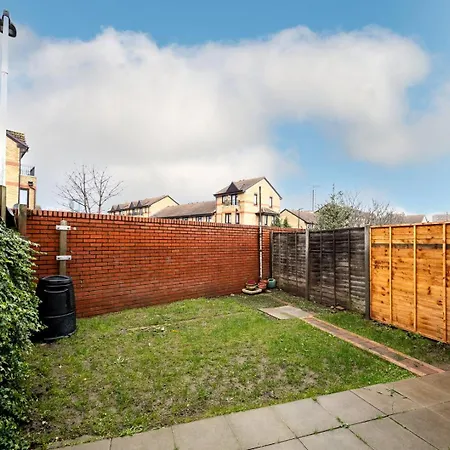 Guestready - Tranquil Retreat Near The Royal Docks Holiday home London