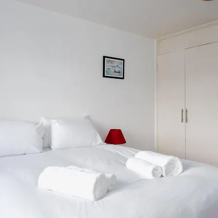 Holiday home Guestready - Tranquil Retreat Near The Royal Docks