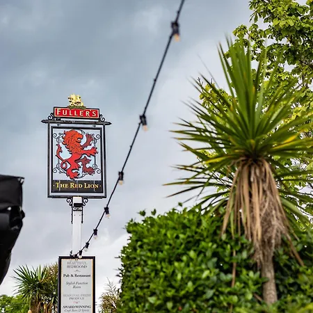 The Red Lion Hotel