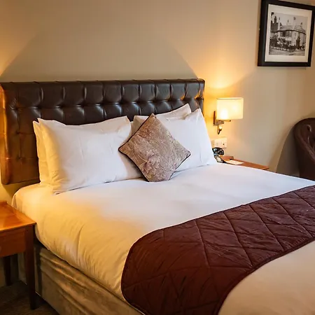 The Red Lion Hotel Hillingdon