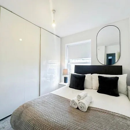 Lux Bermondsey Near Tower Bridge * Londra