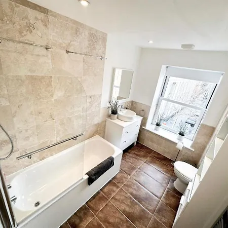 Lux Bermondsey Near Tower Bridge * Londra