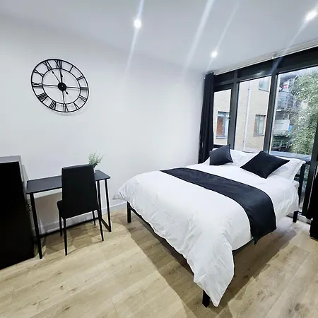 Gdy2 - The Dragon Apartment London