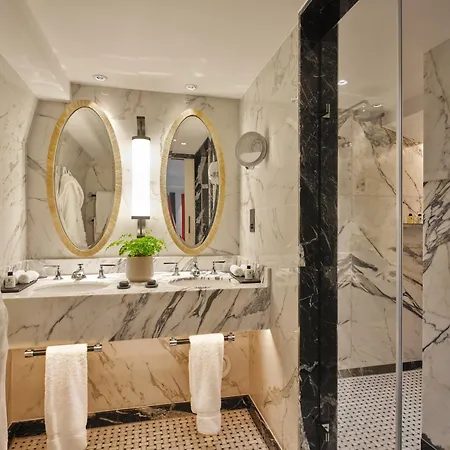 The Mayfair Townhouse - An Iconic Luxury Hotel London