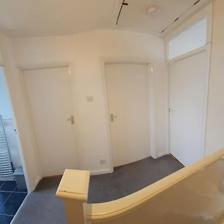 Apartment Feel At Away From *