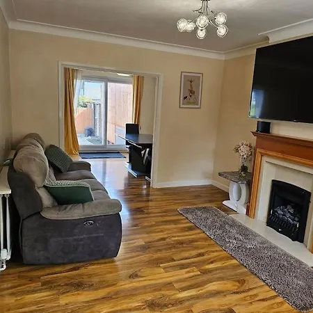 Apartment Feel At Away From *