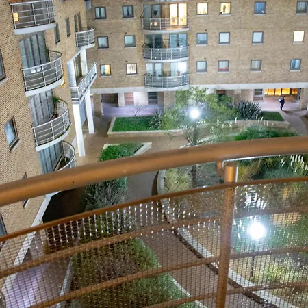 Meridian Canary Wharf Close To Excel And O2 * Londra