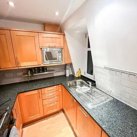 Lux 3 Bedroom Penthouse In Borough Near The Shard, Bermondsey London