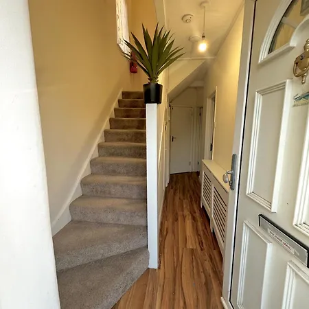 Apartment Comfort House Dagenham