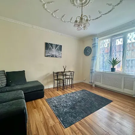 Apartment Comfort House Dagenham