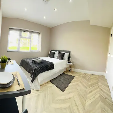 Heathrow Airport Apartment West Drayton (Middlesex)