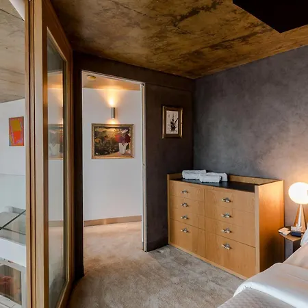 Shoreditch Penthouse Apartment *