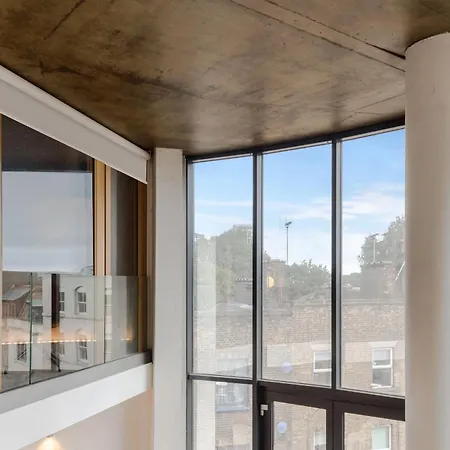 Shoreditch Penthouse Apartment