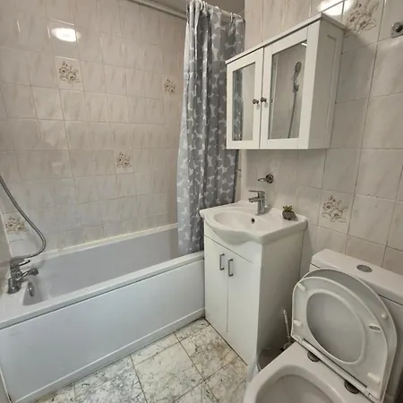 Spacious And Elegant With En-suites Available In Canary Wharf *