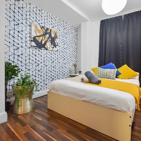 Holiday home New! 2-bedroom In Trendy Brick Lane *