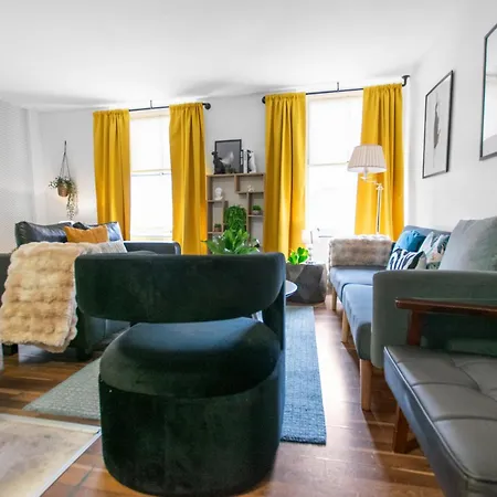 New! 2-bedroom In Trendy Brick Lane Holiday home London