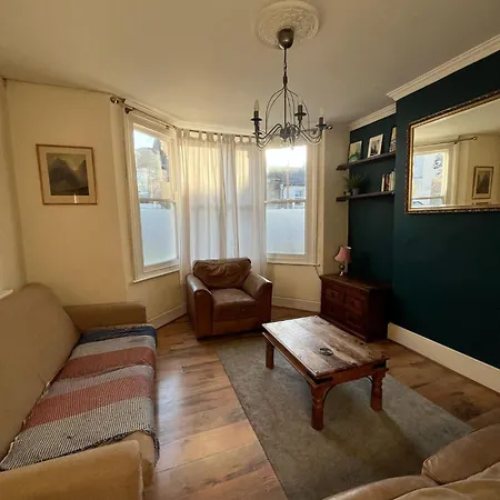 4 Bedroom House, Close To The O2 And Greenwich * Londres
