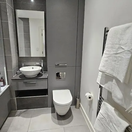 Apartment Gallions Reach - One Bed Flat
