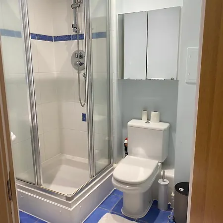 Cosy 2 Bedroom Royal Docks