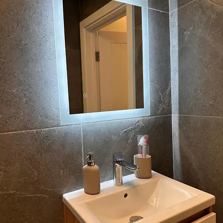 Apartamento Aya's Snaresbrook