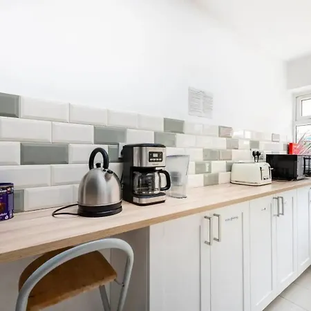 Guest house In Stepney-limehouse *