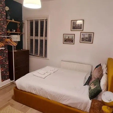 Holiday home Claremont -