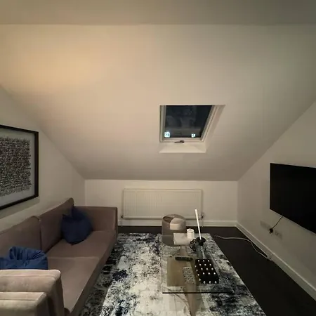 Appartement Luxxe 2br 2ba Duplex 5 Mins From Hither St - 65c