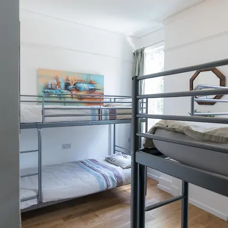 Hostal Ebs London *