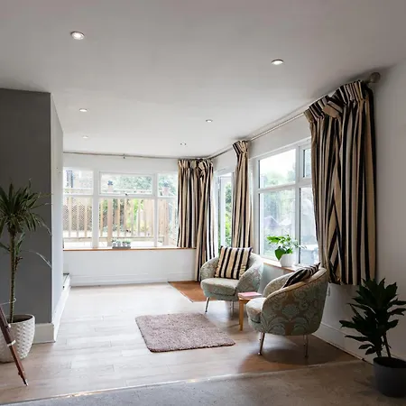 Ebs London Hostal