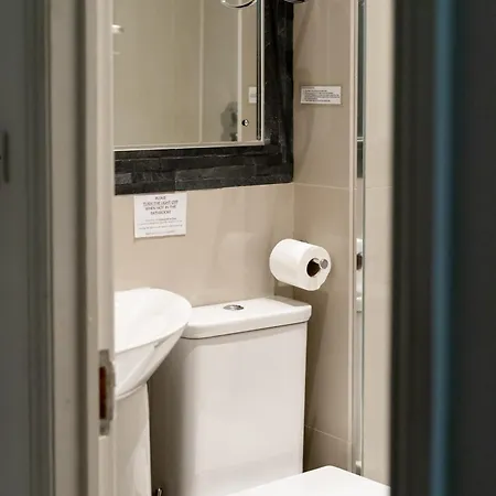 Ebs London Hostal Catford