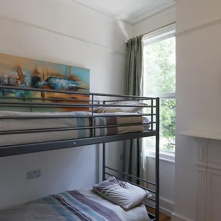 Ebs London Hostal *