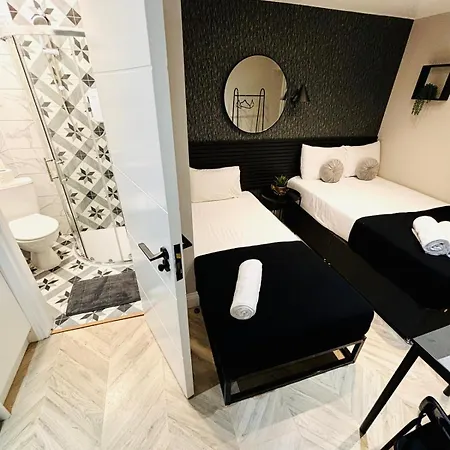 Heathrow Airport West Drayton (Middlesex)
