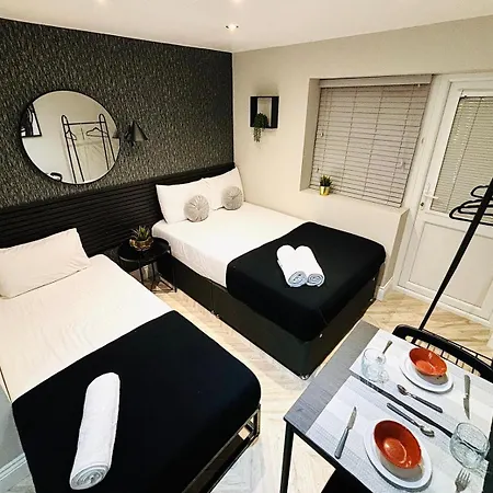 Apartment Heathrow Airport *