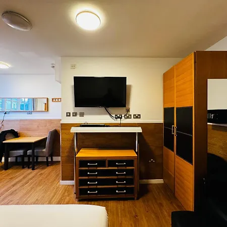 Berkley Aparthotel *
