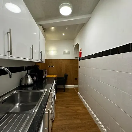 Berkley Aparthotel *