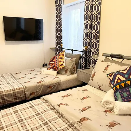 Apartment Stylish Madison