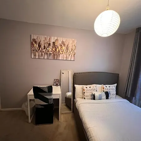 Twenty Five Bed and breakfast *