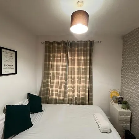Twenty Five Bed and breakfast *