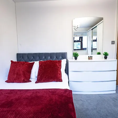 Holiday home The Heart Of Brick Lane, Sleeps 7! London