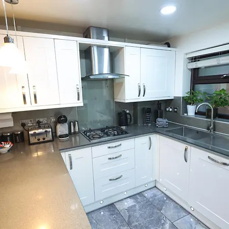The Heart Of Brick Lane, Sleeps 7!