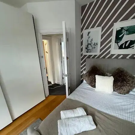 Homestay Umodzi House- Bedroom 1 Monrovia *